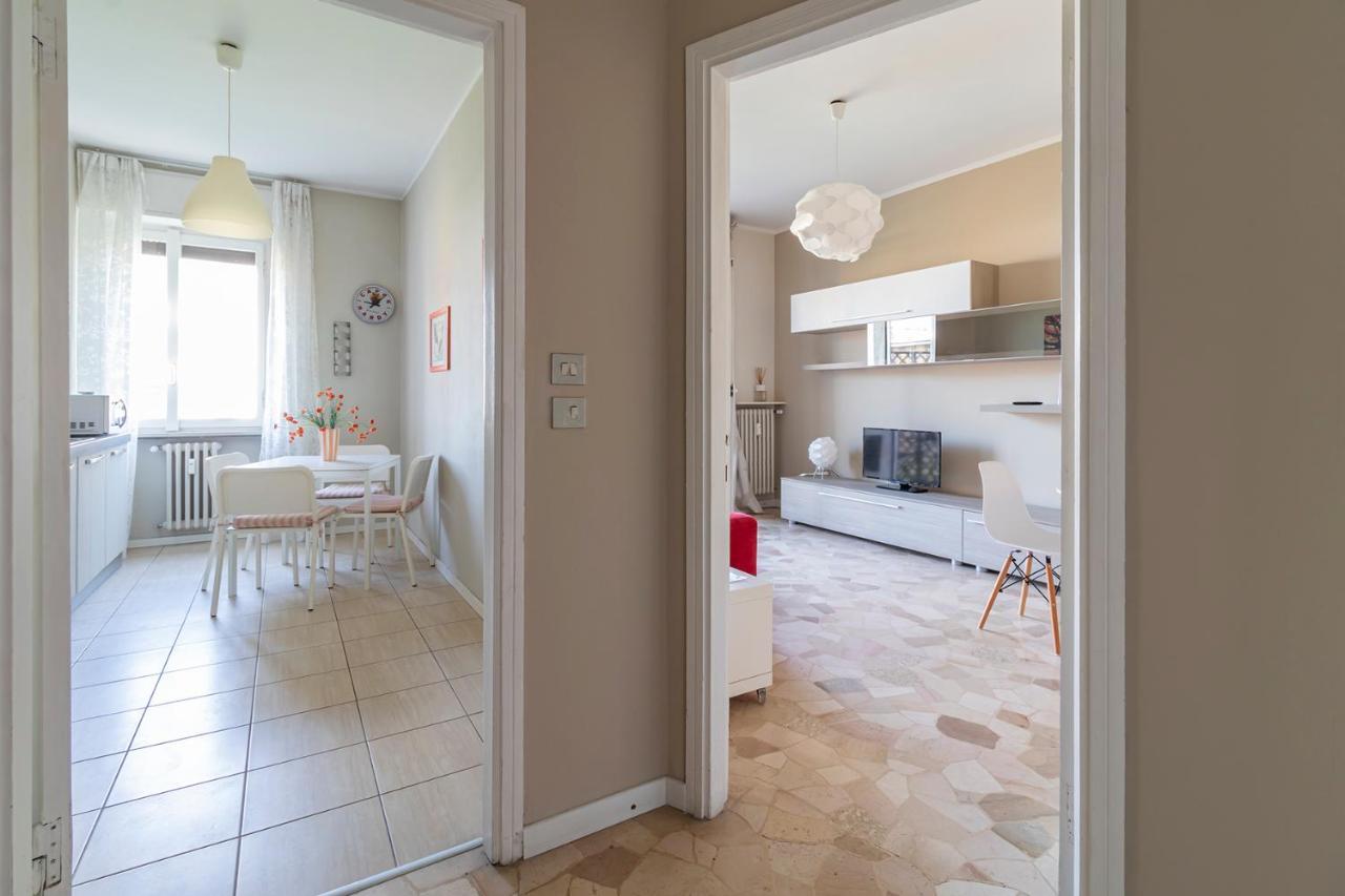 Апартаменты Altido Trendy Flat With Balcony, Easy Access To Milan Centre Экстерьер фото