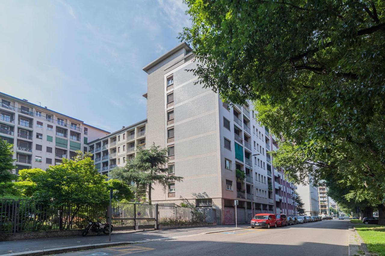 Апартаменты Altido Trendy Flat With Balcony, Easy Access To Milan Centre Экстерьер фото