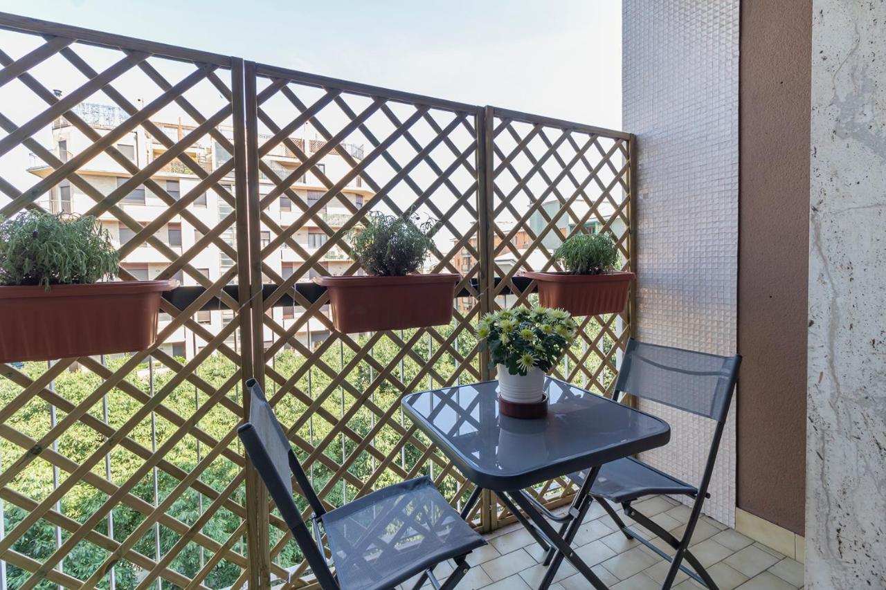 Апартаменты Altido Trendy Flat With Balcony, Easy Access To Milan Centre Экстерьер фото