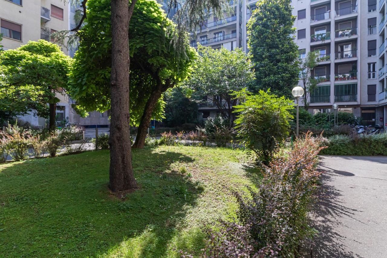 Апартаменты Altido Trendy Flat With Balcony, Easy Access To Milan Centre Экстерьер фото