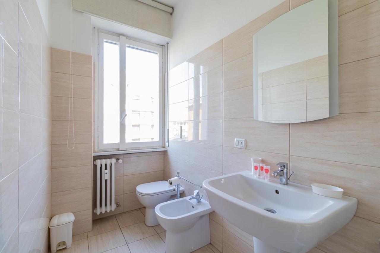 Апартаменты Altido Trendy Flat With Balcony, Easy Access To Milan Centre Экстерьер фото